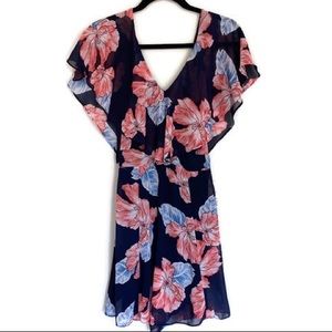Open back mini dress flower pattern